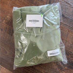 Dudley Stephens Vello Fleece Cobble Hill XXL. Army Green color. Brand New!